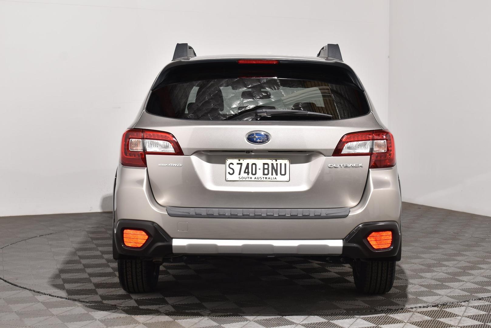 2016 Subaru Outback 25i Premium — photo 4