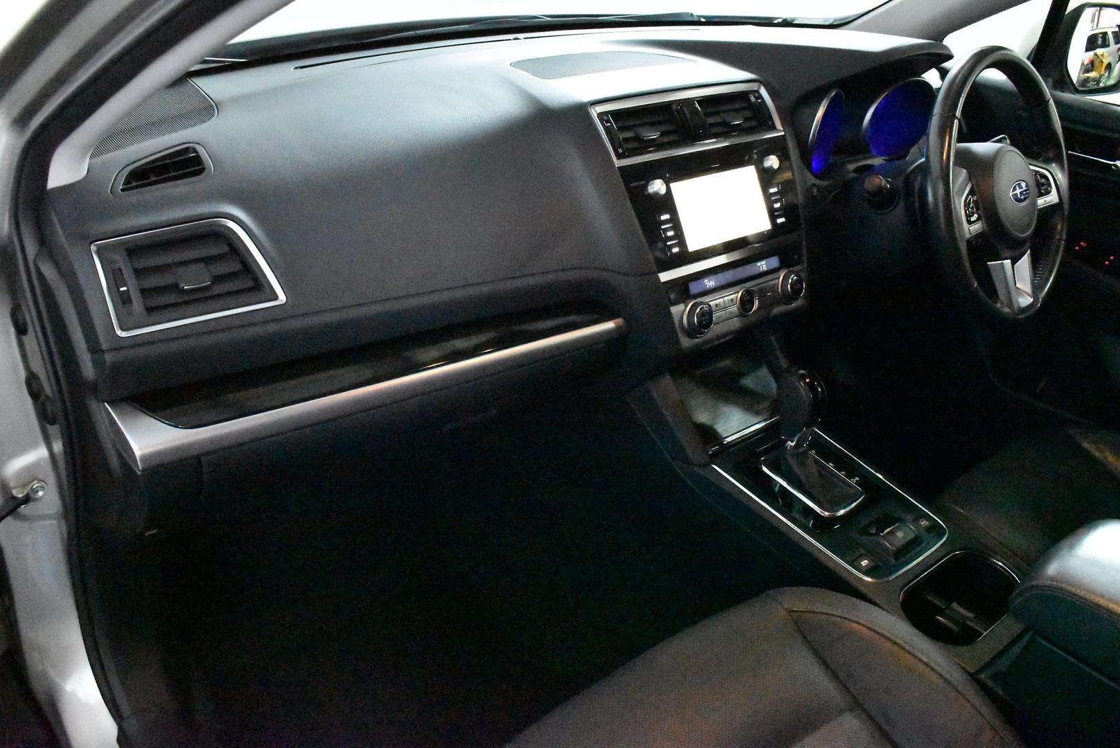 2016 Subaru Outback 25i Premium — photo 6