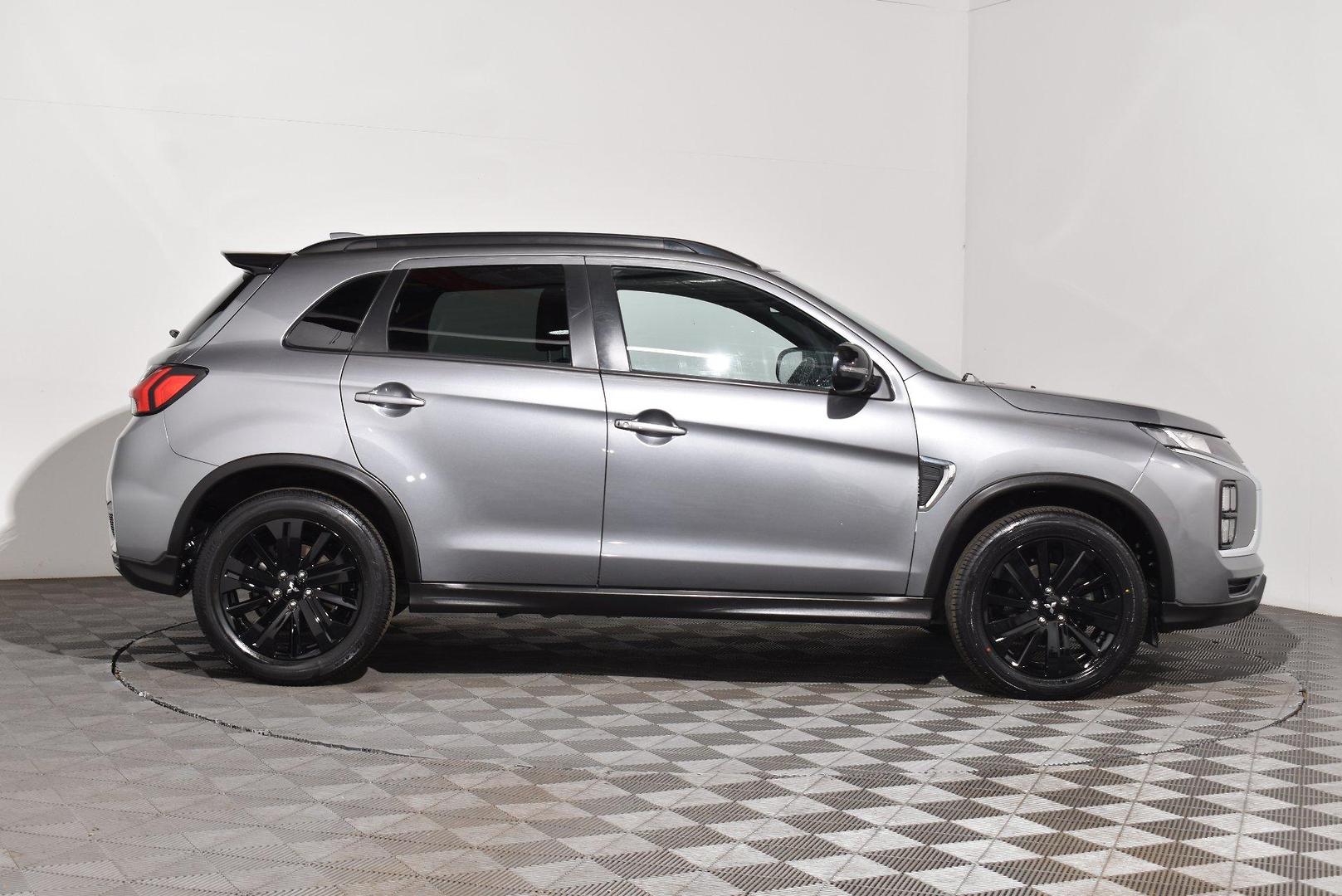 2023 Mitsubishi ASX GSR — photo 10