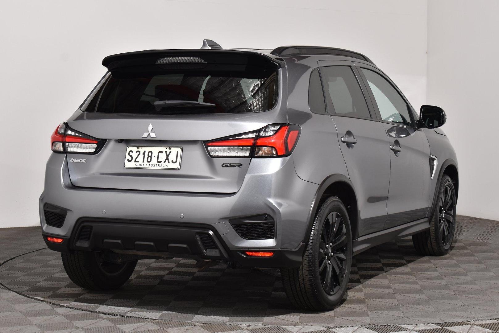 2023 Mitsubishi ASX GSR — photo 14