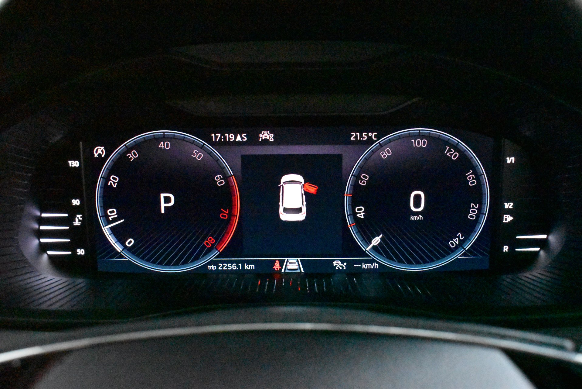 2023 SKODA Kamiq 110TSI Signature — photo 25