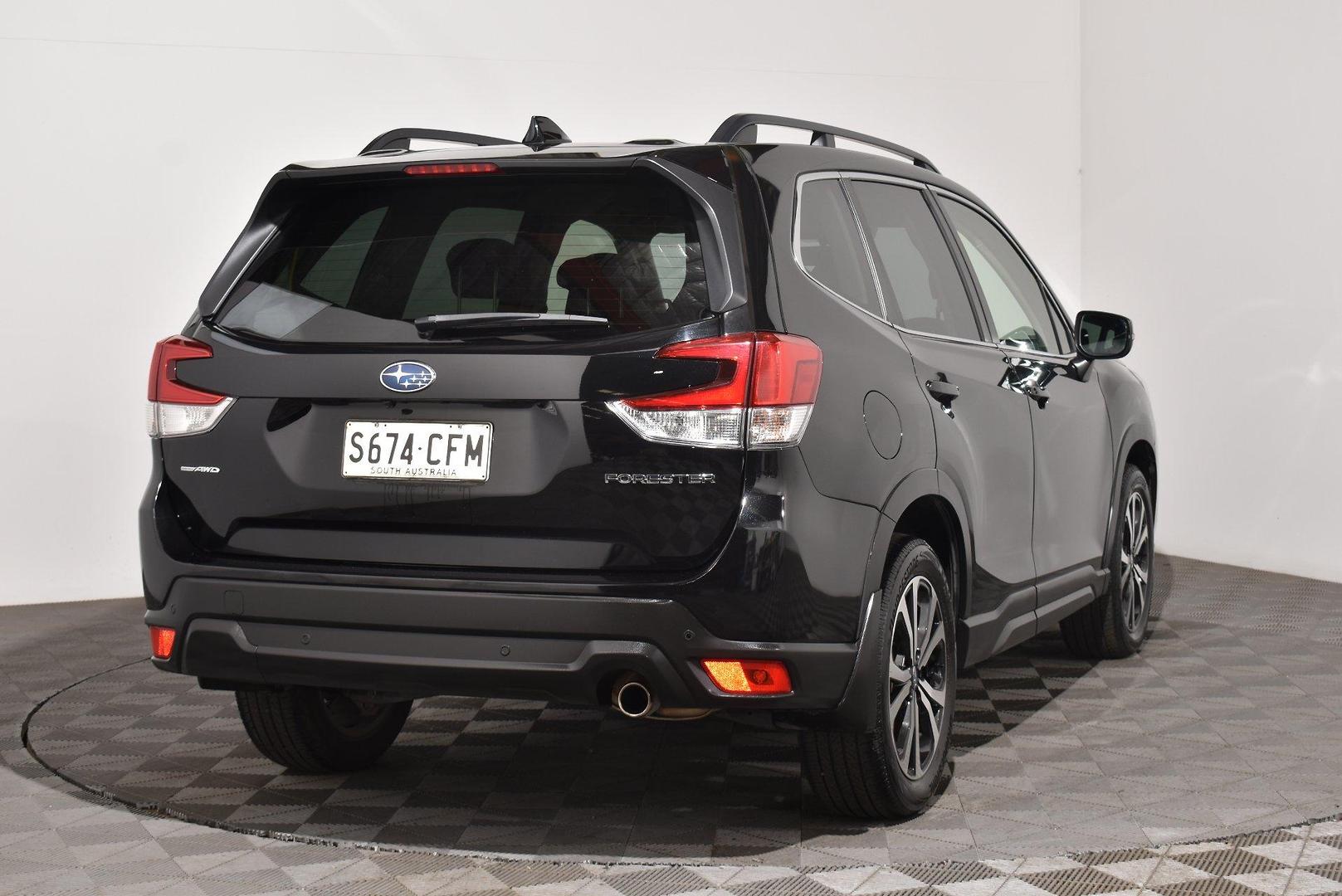 2020 Subaru Forester 25i Premium — photo 14