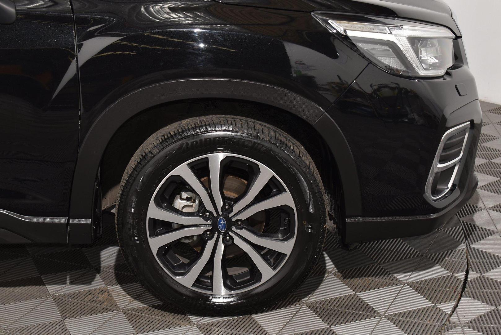 2020 Subaru Forester 25i Premium — photo 18