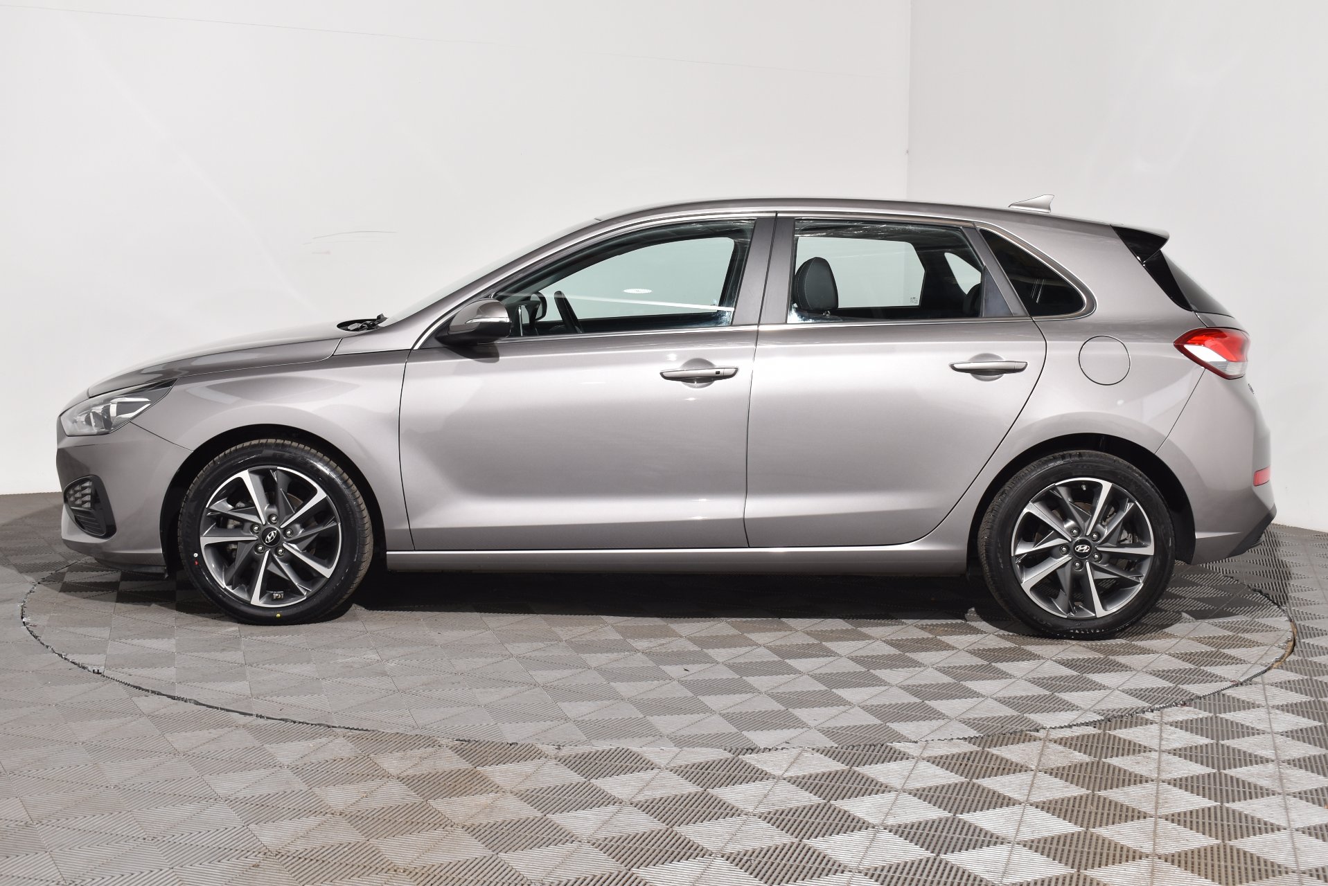 2022 Hyundai i30 Elite — photo 11