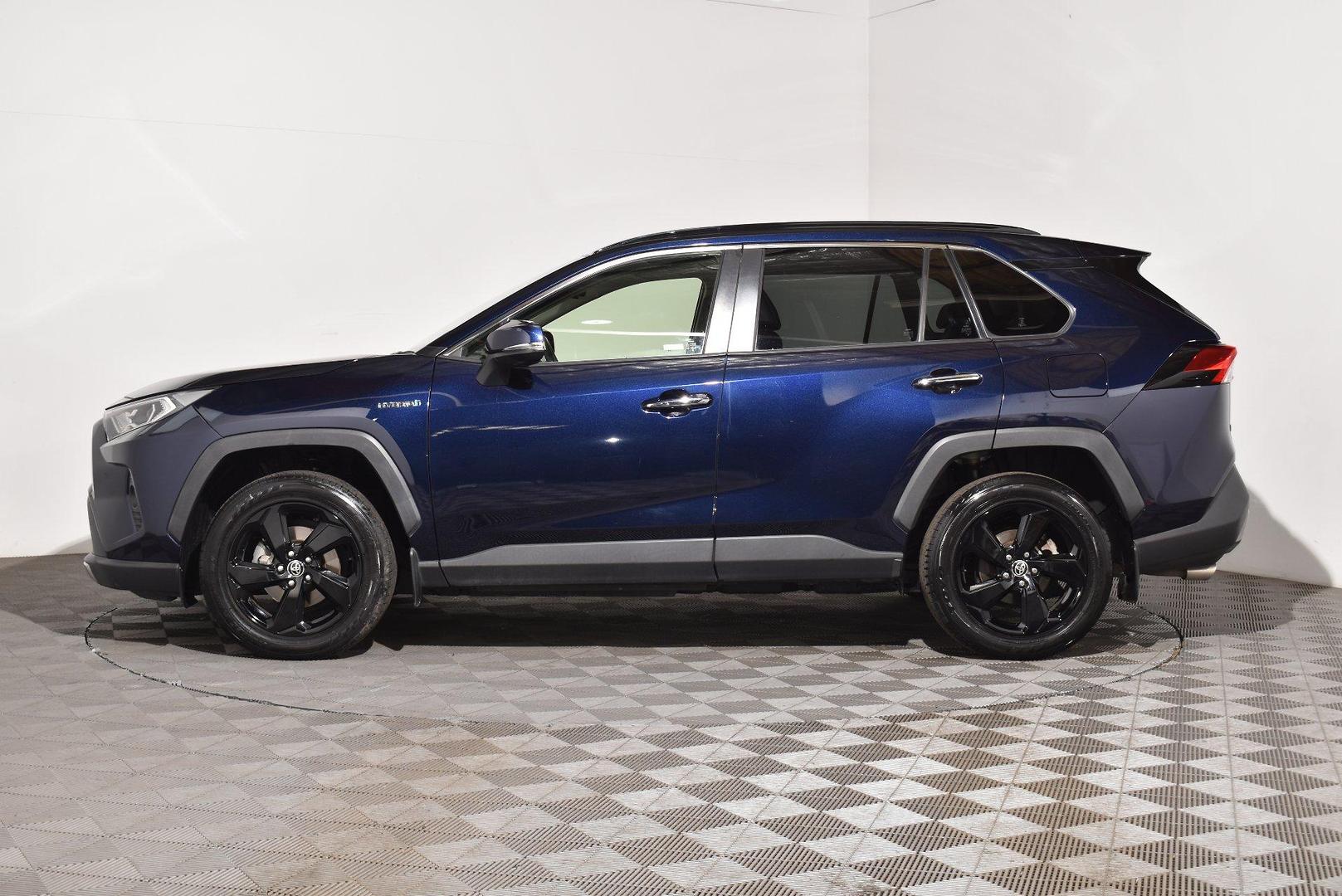 2020 Toyota RAV4 Cruiser — photo 11