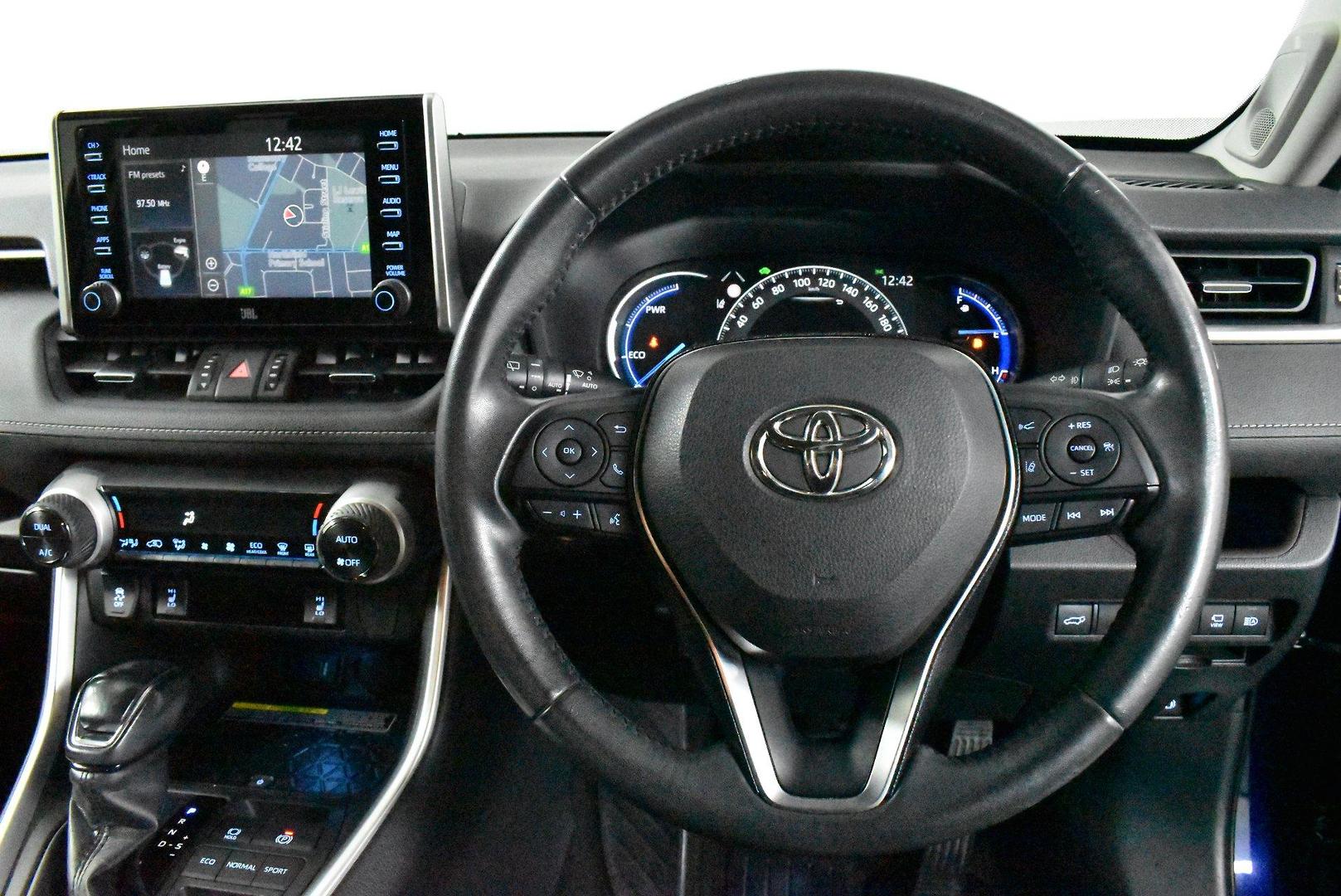 2020 Toyota RAV4 Cruiser — photo 5