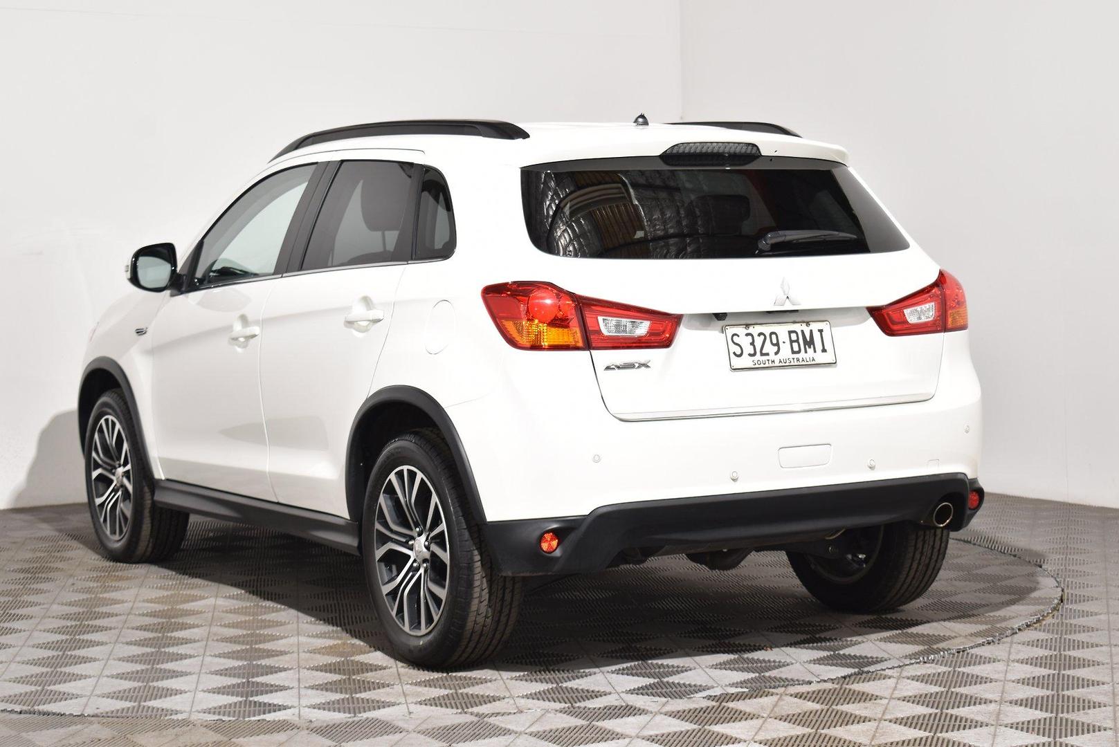 2016 Mitsubishi ASX LS — photo 2