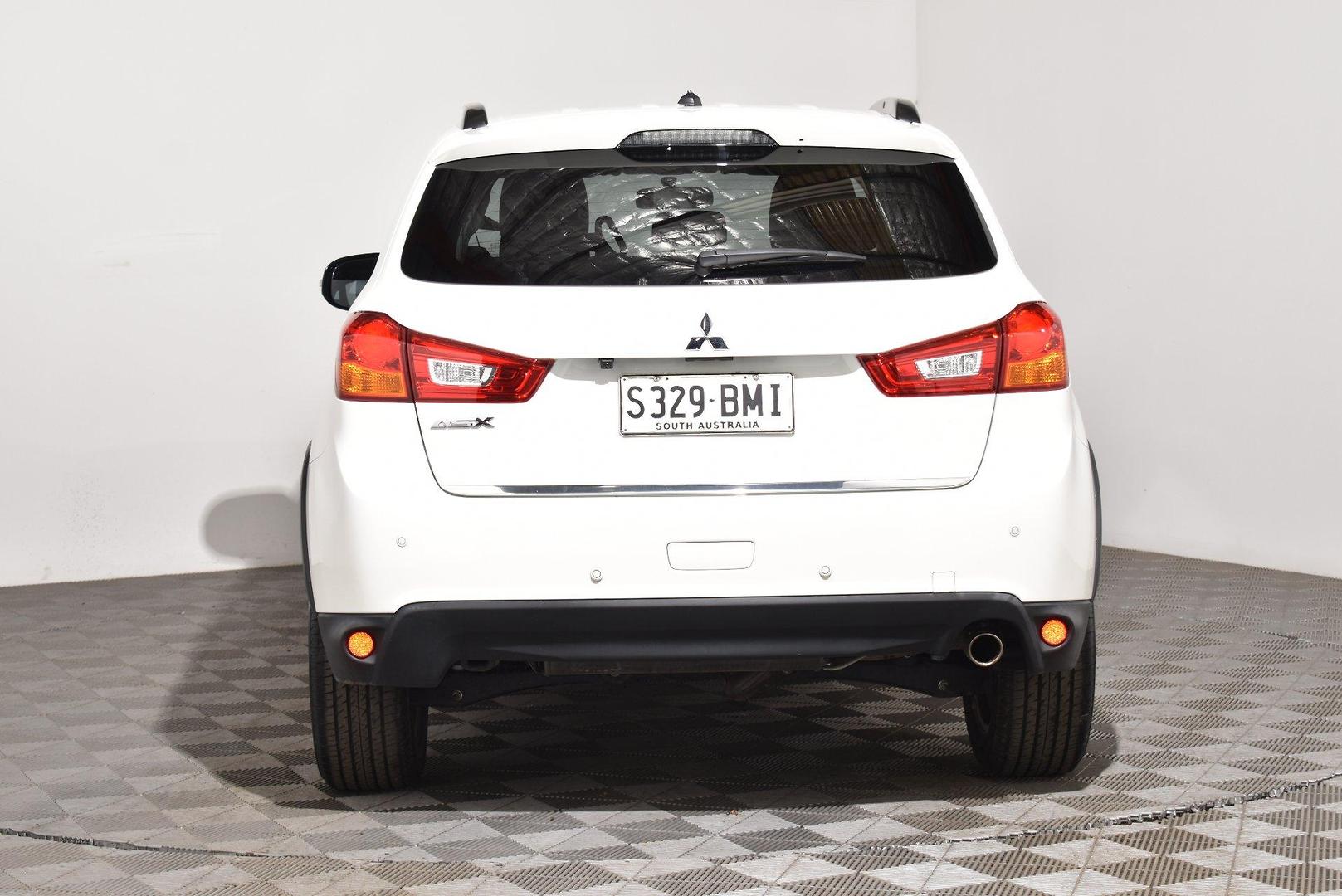 2016 Mitsubishi ASX LS — photo 4
