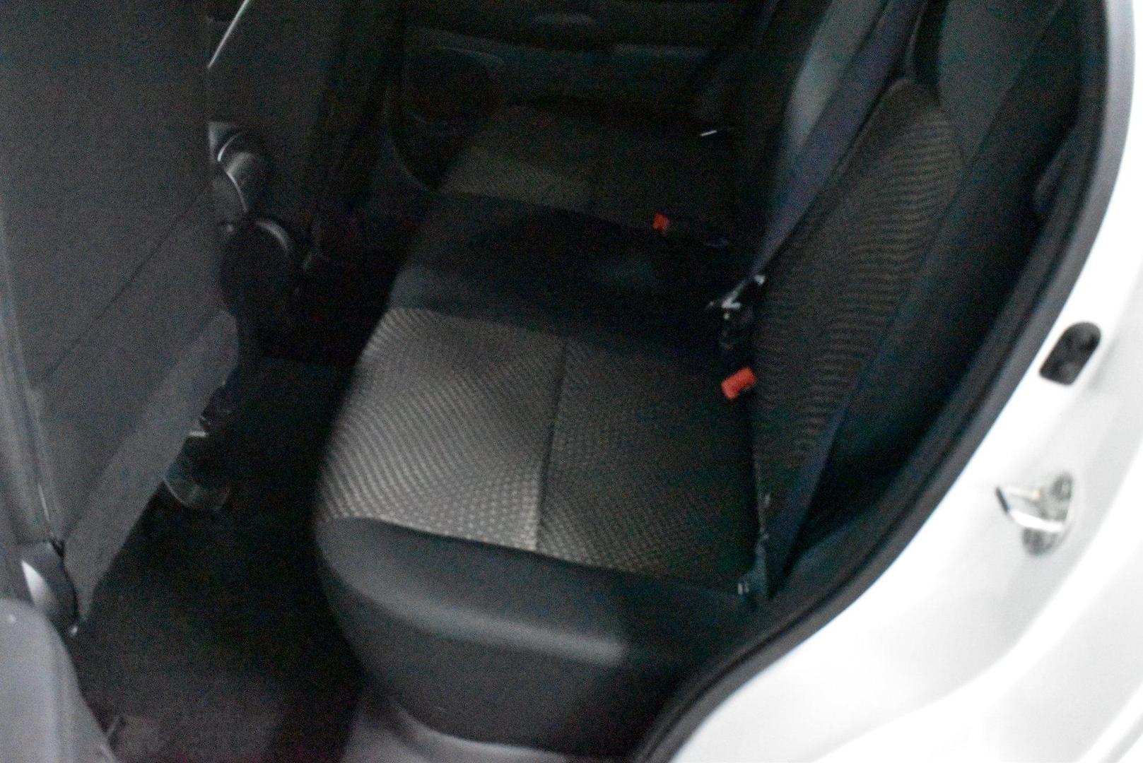 2016 Mitsubishi ASX LS — photo 8