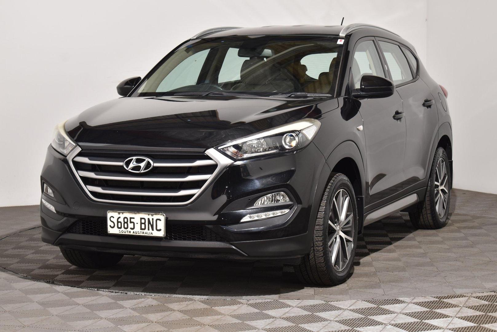 2016 Hyundai Tucson Active X — photo 13
