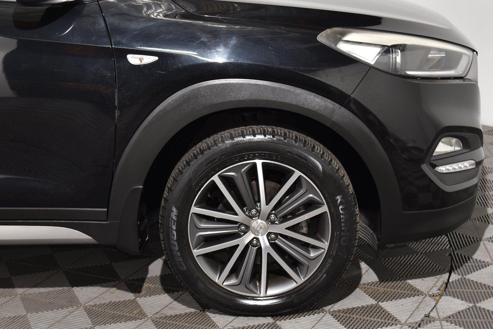 2016 Hyundai Tucson Active X — photo 18
