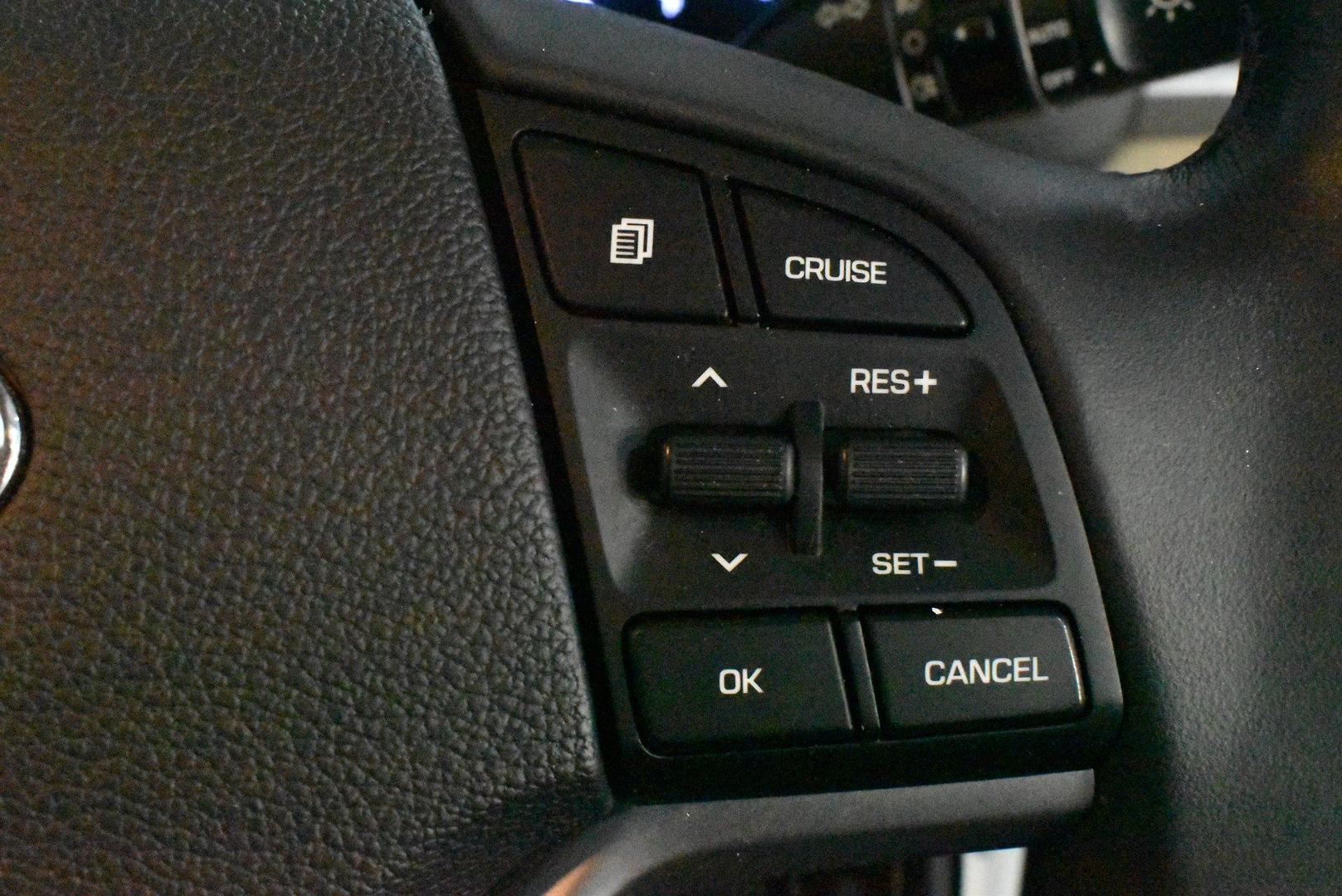 2016 Hyundai Tucson Active X — photo 21