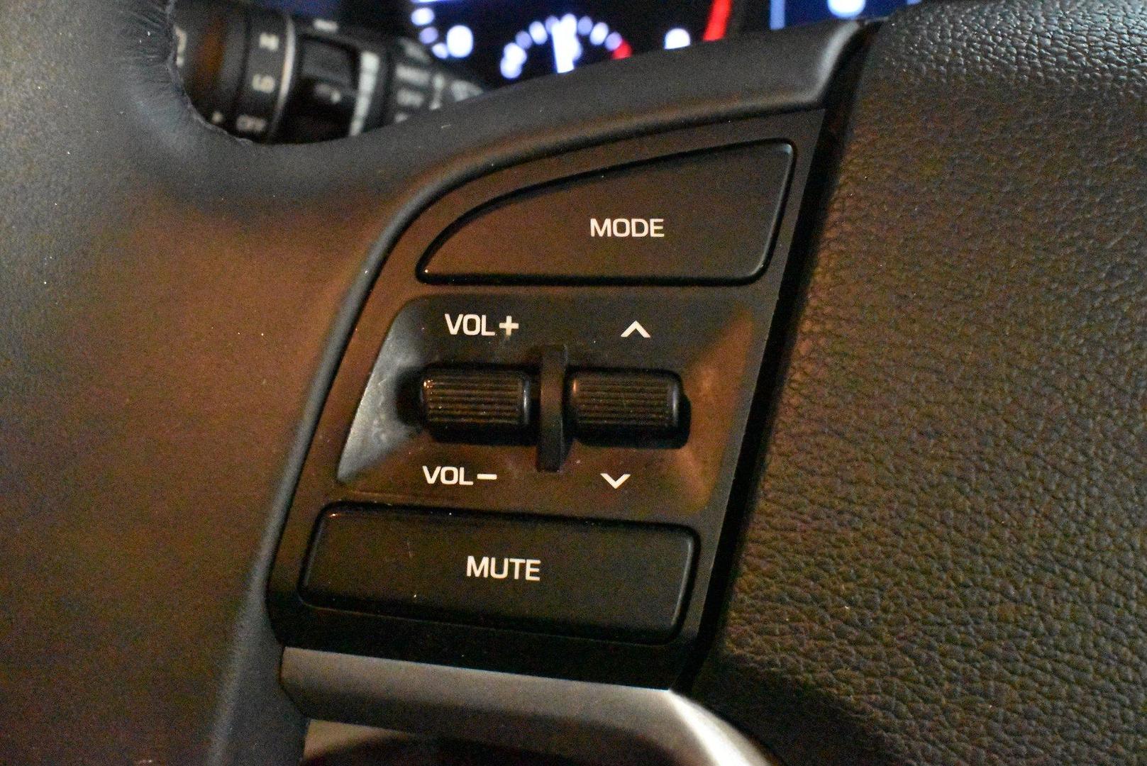 2016 Hyundai Tucson Active X — photo 22