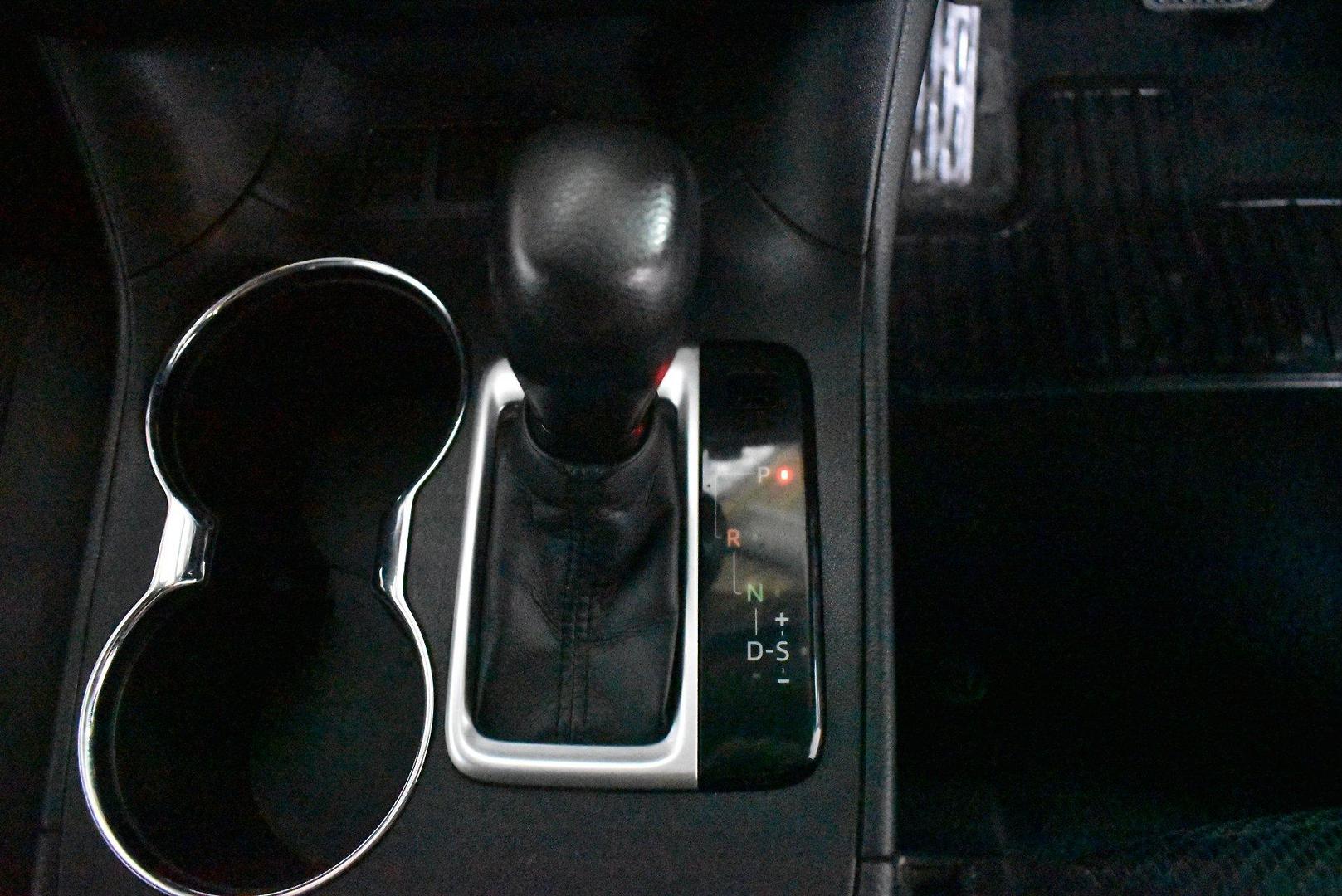 2014 Toyota Kluger GX — photo 20