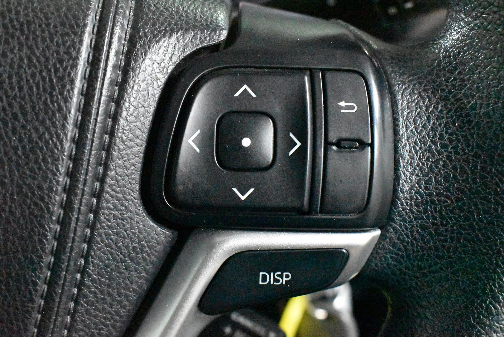 2014 Toyota Kluger GX — photo 22