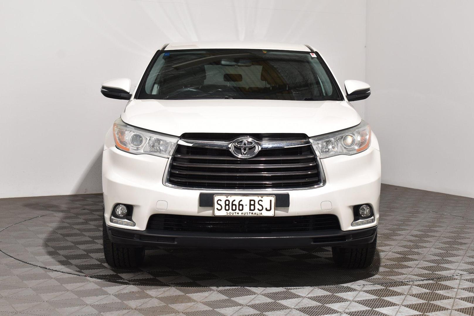2014 Toyota Kluger GX — photo 3
