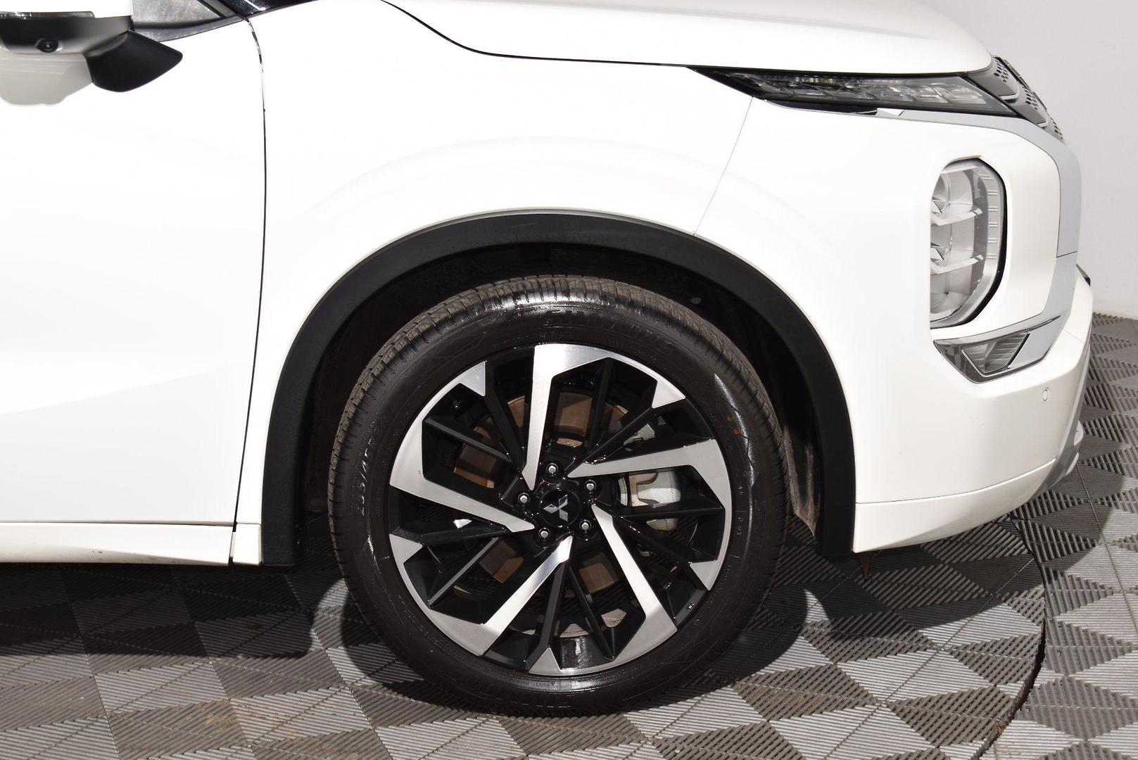 2022 Mitsubishi Outlander Exceed — photo 18