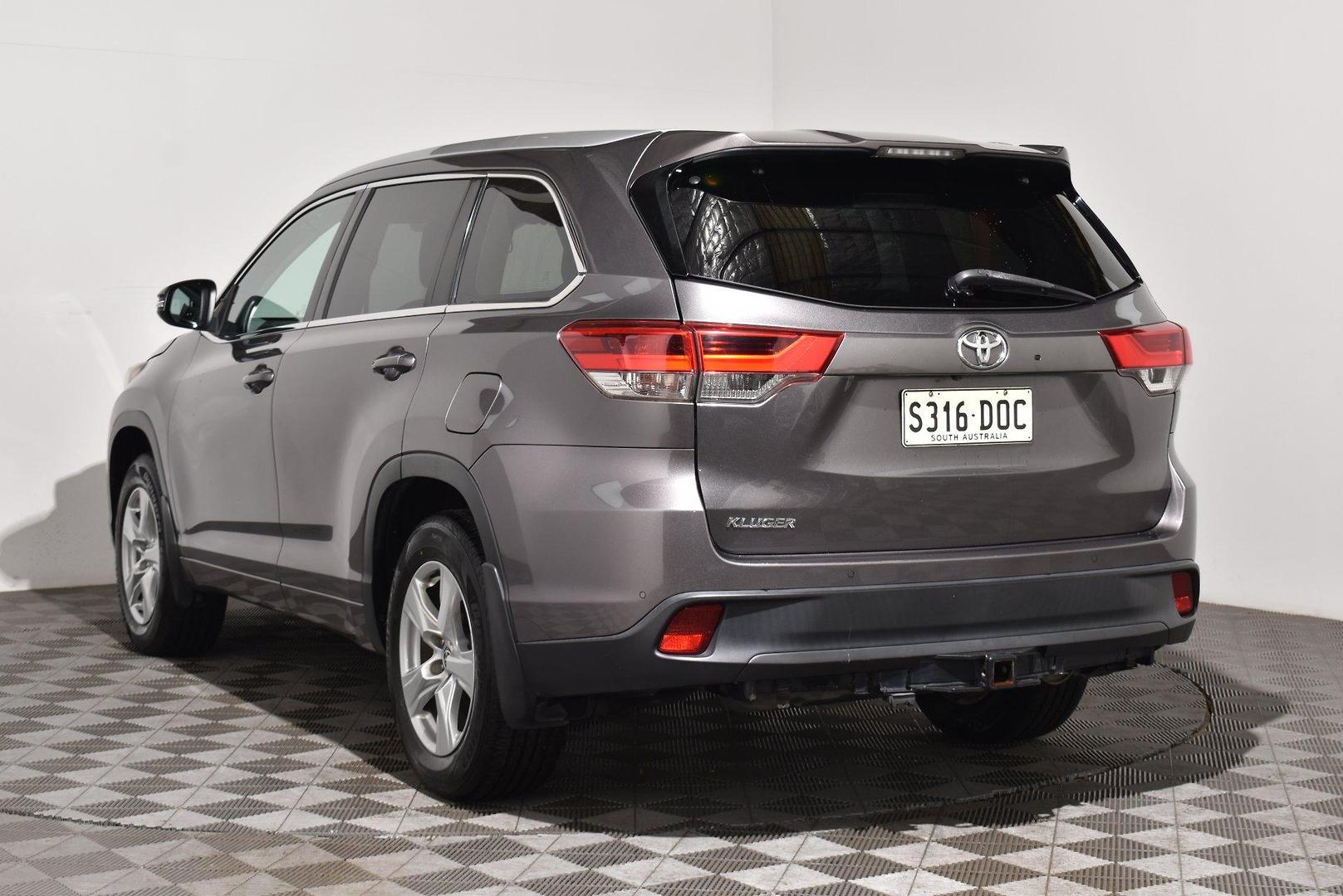2018 Toyota Kluger GXL — photo 2