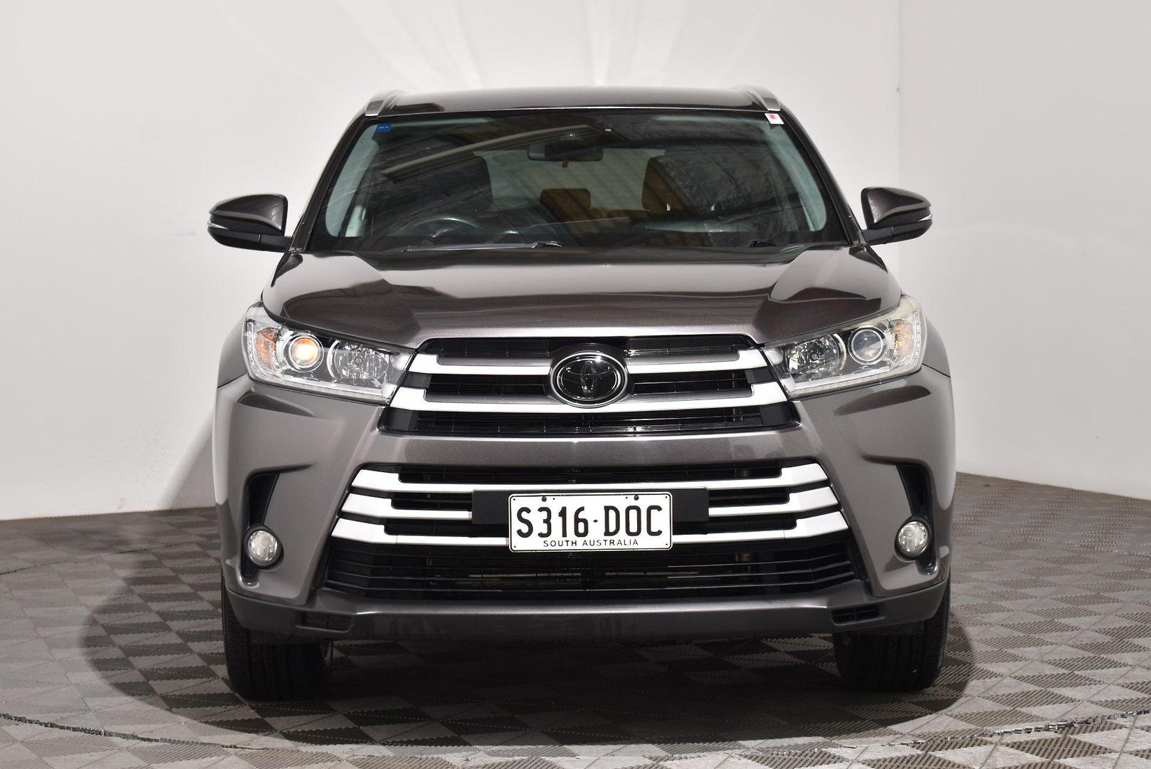 2018 Toyota Kluger GXL — photo 3