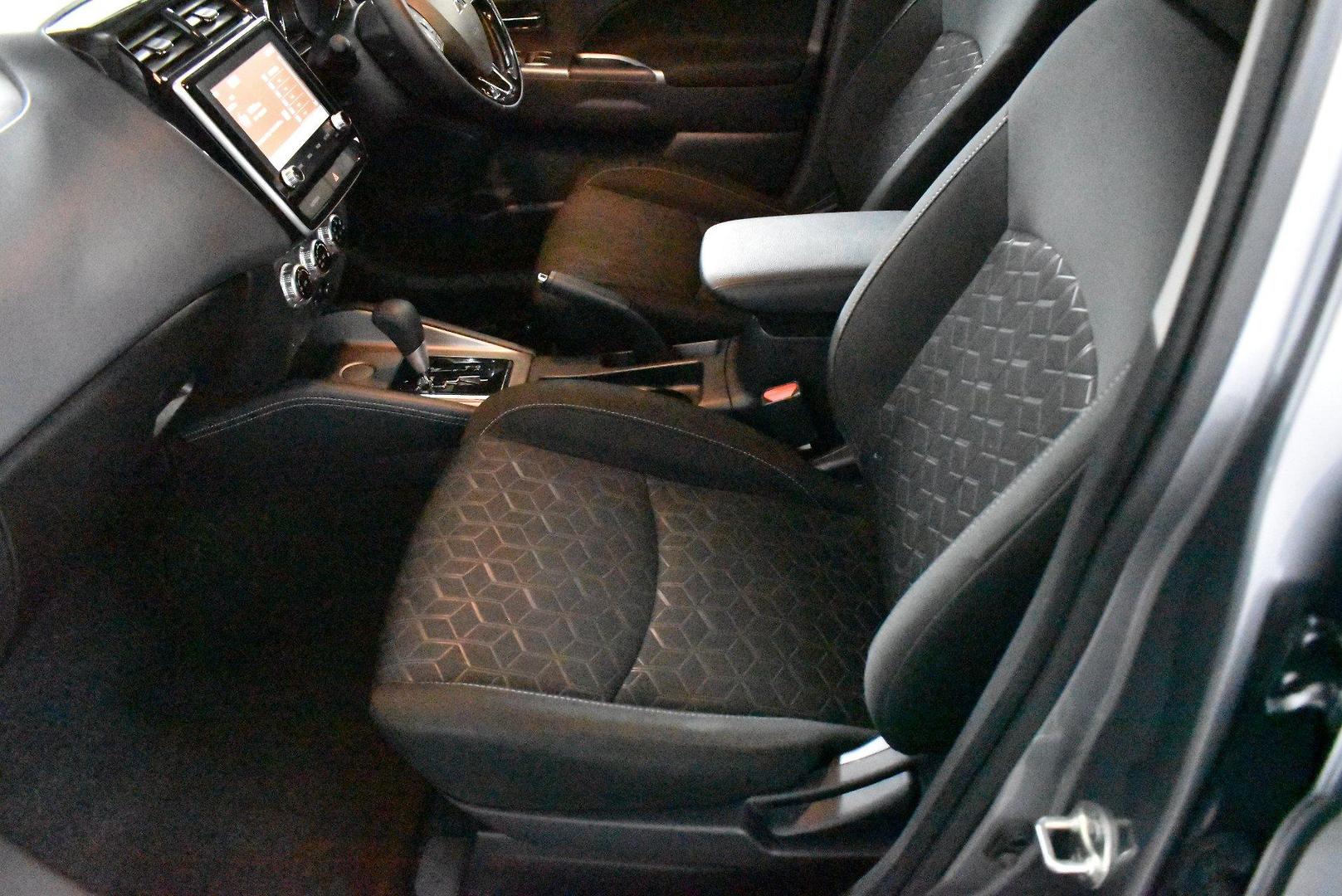 2022 Mitsubishi ASX LS — photo 7