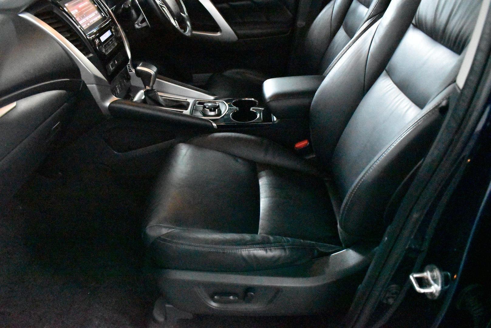 2018 Mitsubishi Pajero Sport Exceed — photo 7