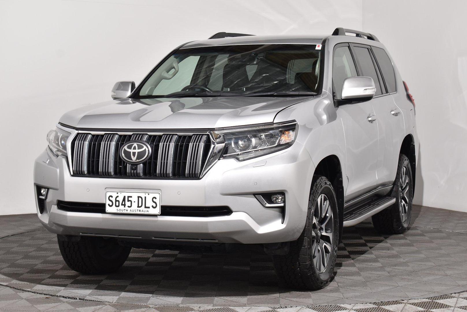 2021 Toyota Landcruiser Prado VX — photo 13