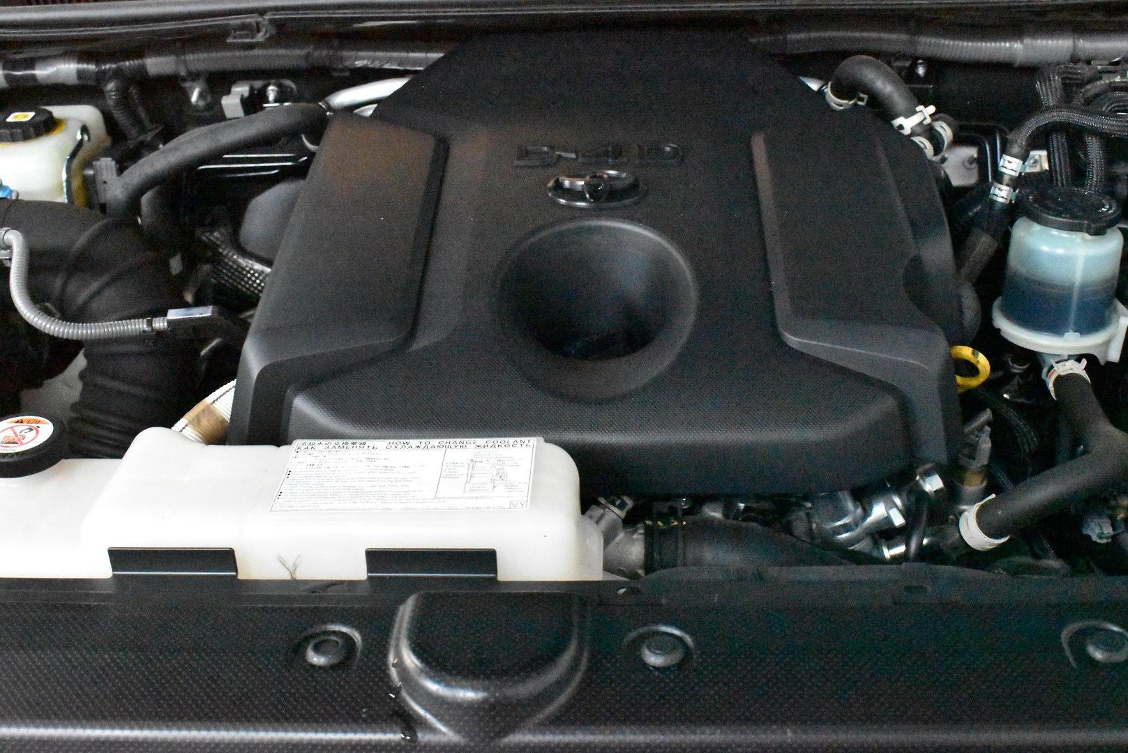 2021 Toyota Landcruiser Prado VX — photo 17