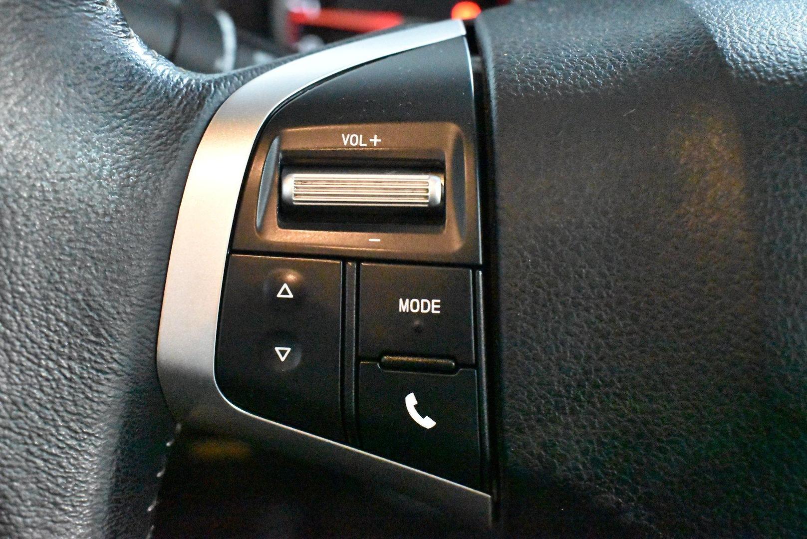 2019 Isuzu D-MAX LSU — photo 20