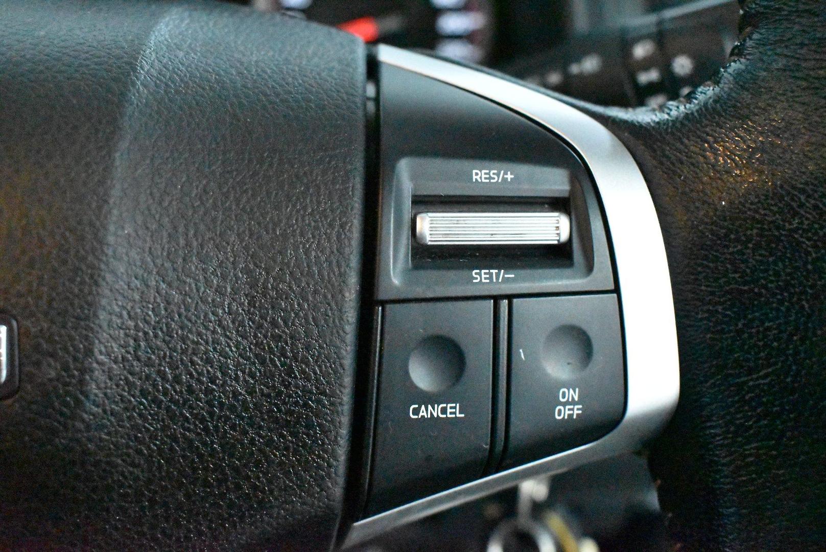 2019 Isuzu D-MAX LSU — photo 21
