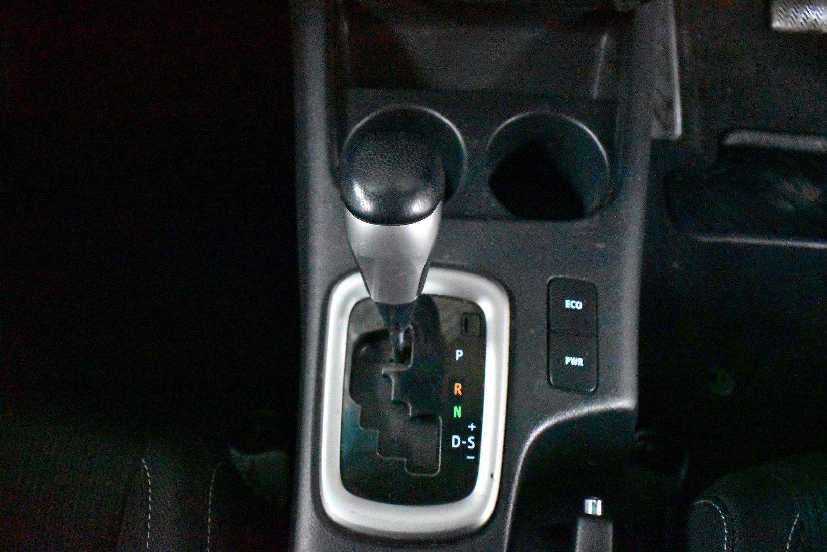 2022 Toyota Hilux SR5 — photo 19