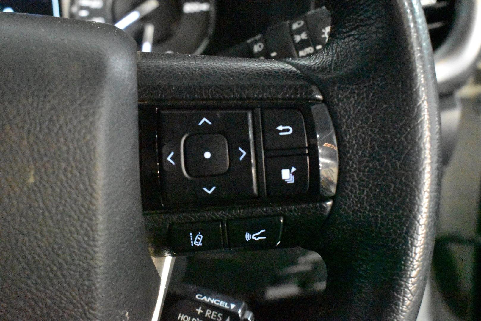 2022 Toyota Hilux SR5 — photo 21