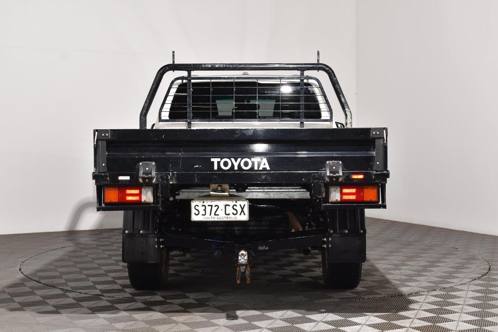 2022 Toyota Hilux SR5 — photo 4