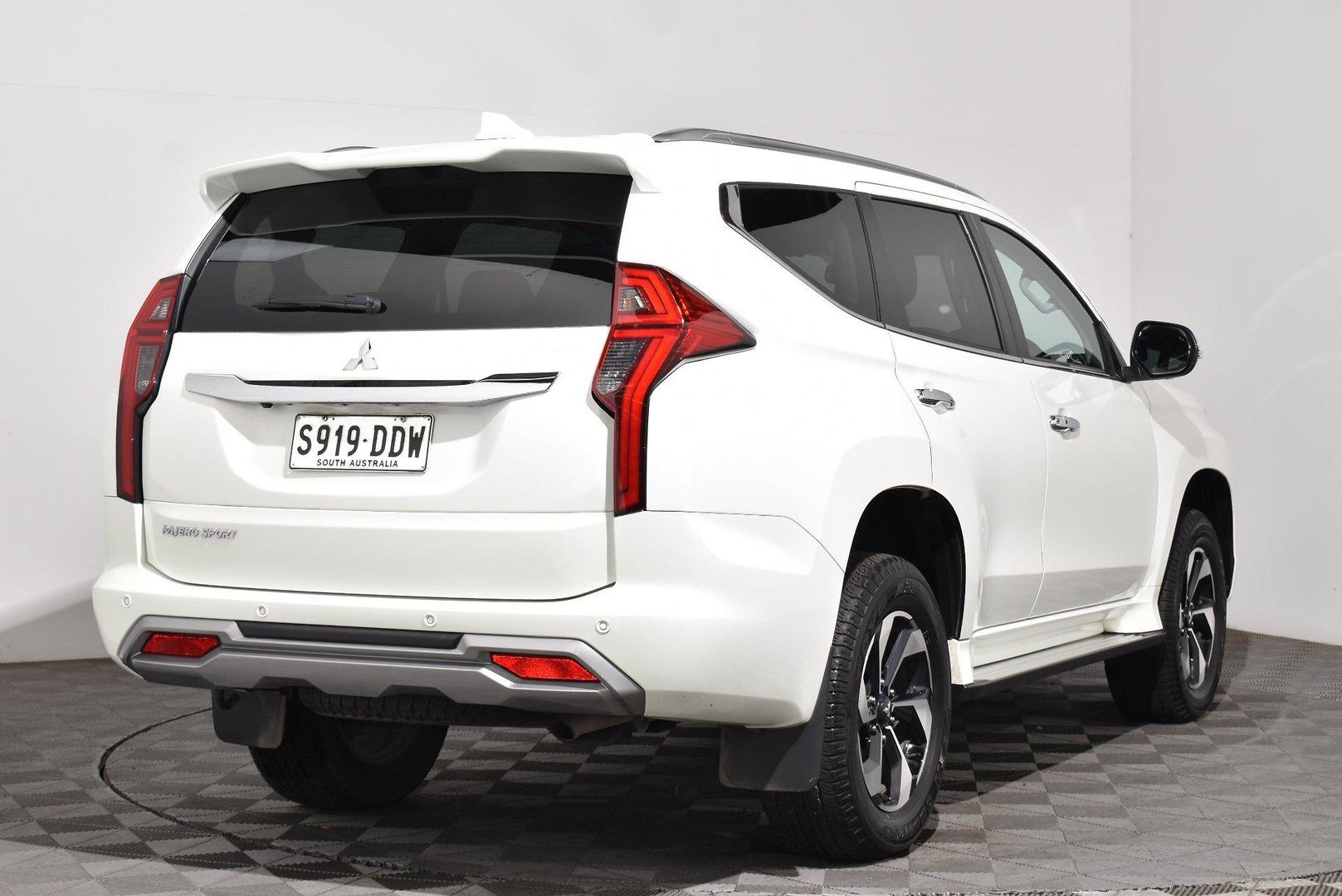 2024 Mitsubishi Pajero Sport Exceed — photo 14