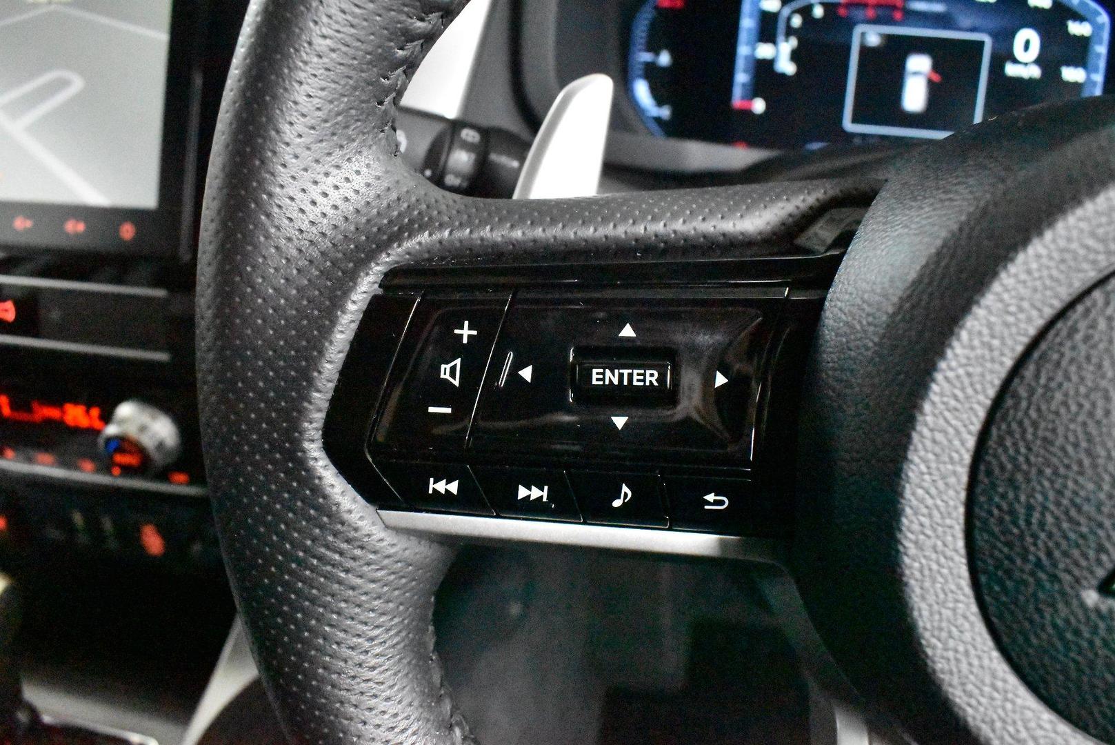 2024 Mitsubishi Pajero Sport Exceed — photo 21
