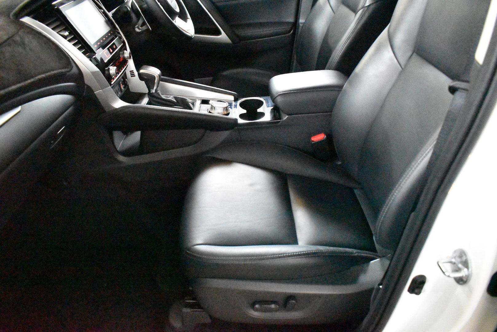2024 Mitsubishi Pajero Sport Exceed — photo 7