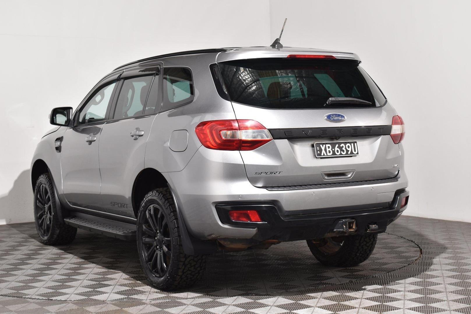 2022 Ford Everest Sport — photo 2
