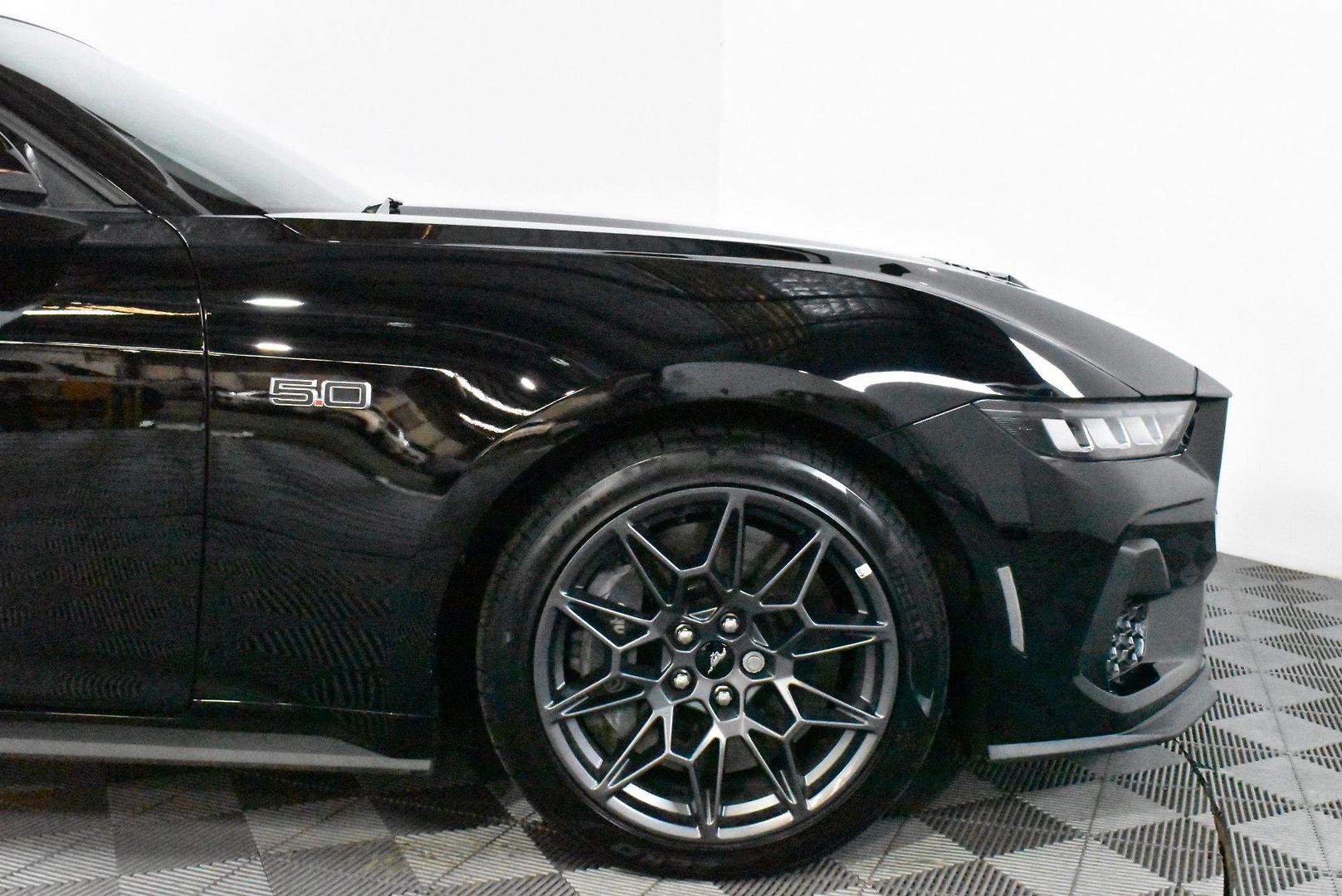 2024 Ford Mustang GT — photo 18