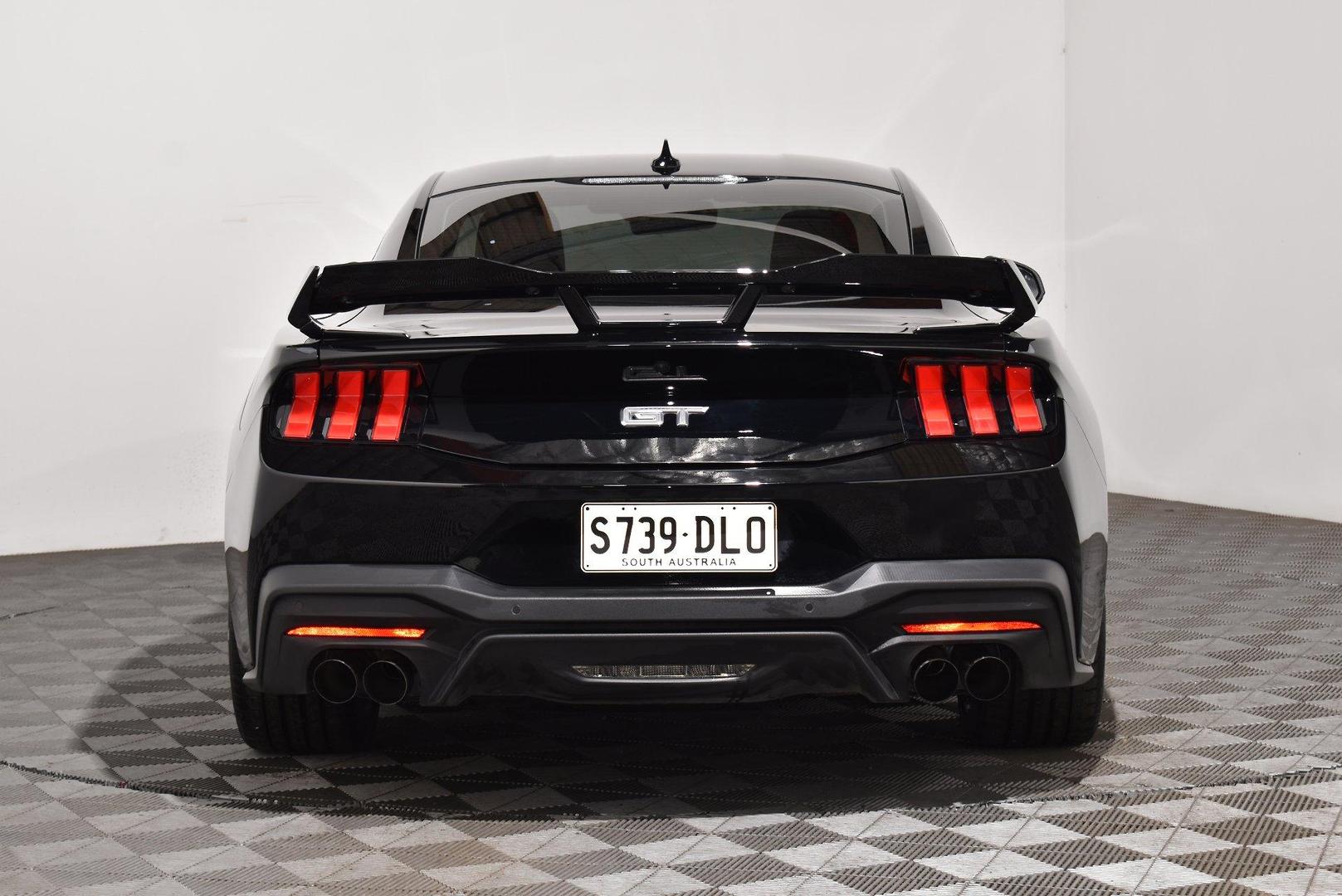 2024 Ford Mustang GT — photo 4