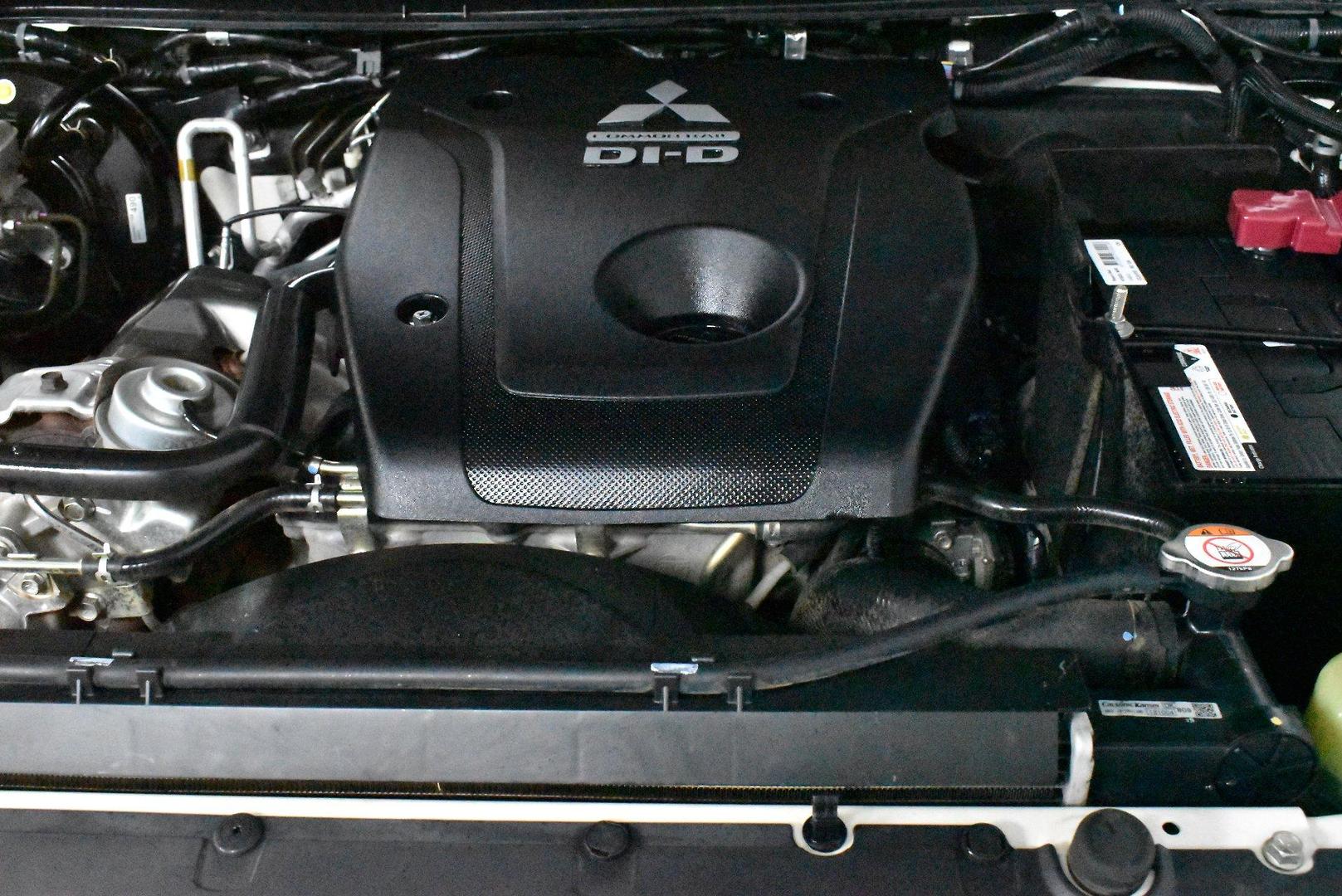 2018 Mitsubishi Pajero Sport Exceed — photo 17