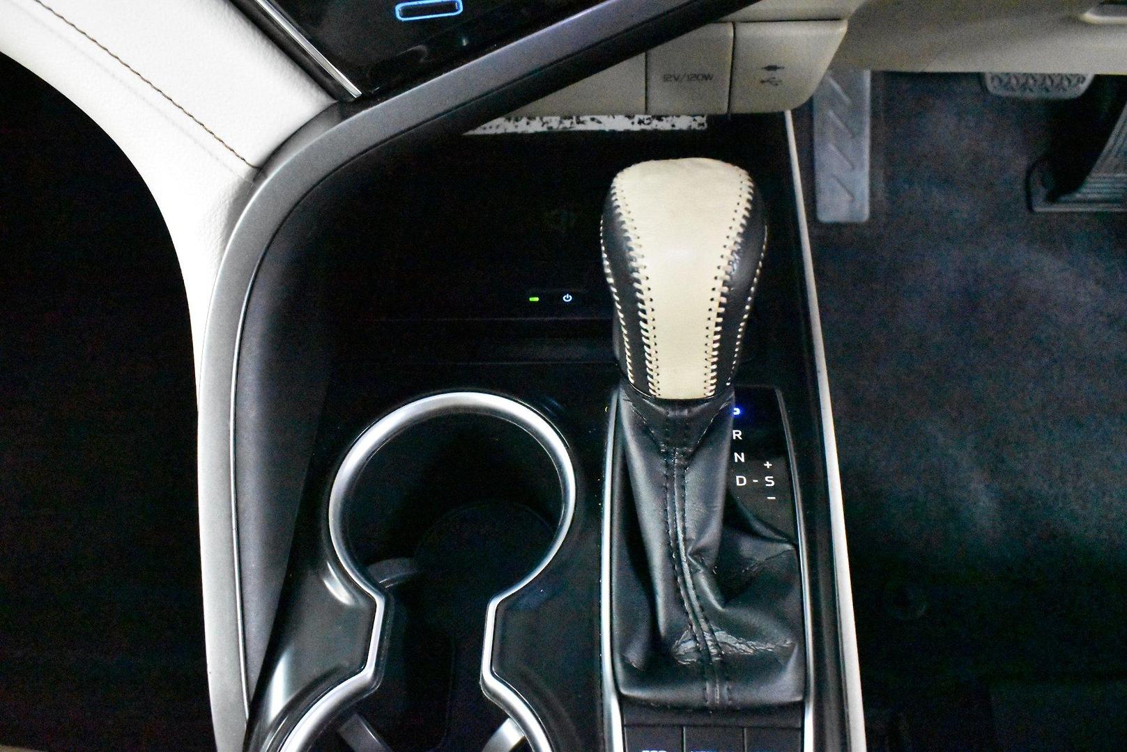 2018 Toyota Camry SL — photo 20