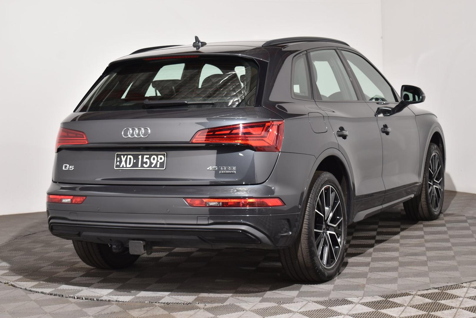 2022 Audi Q5 45 TFSI — photo 14