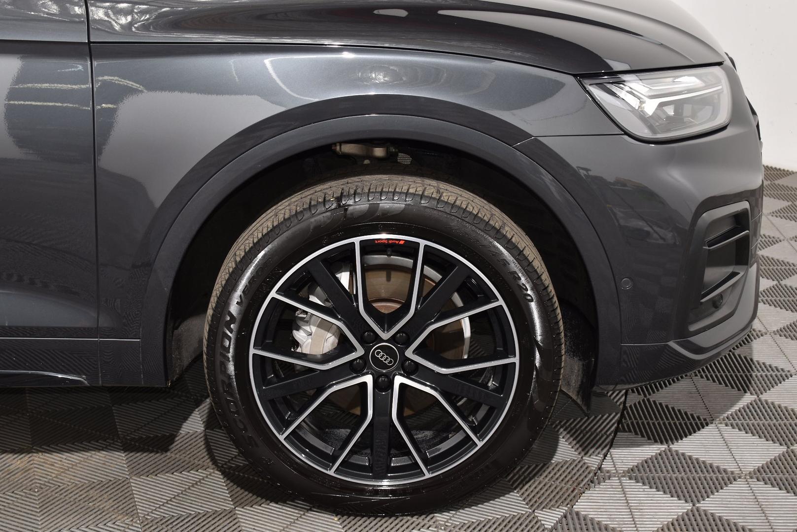 2022 Audi Q5 45 TFSI — photo 18