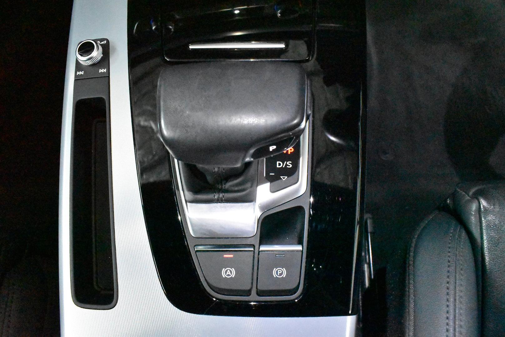 2022 Audi Q5 45 TFSI — photo 20