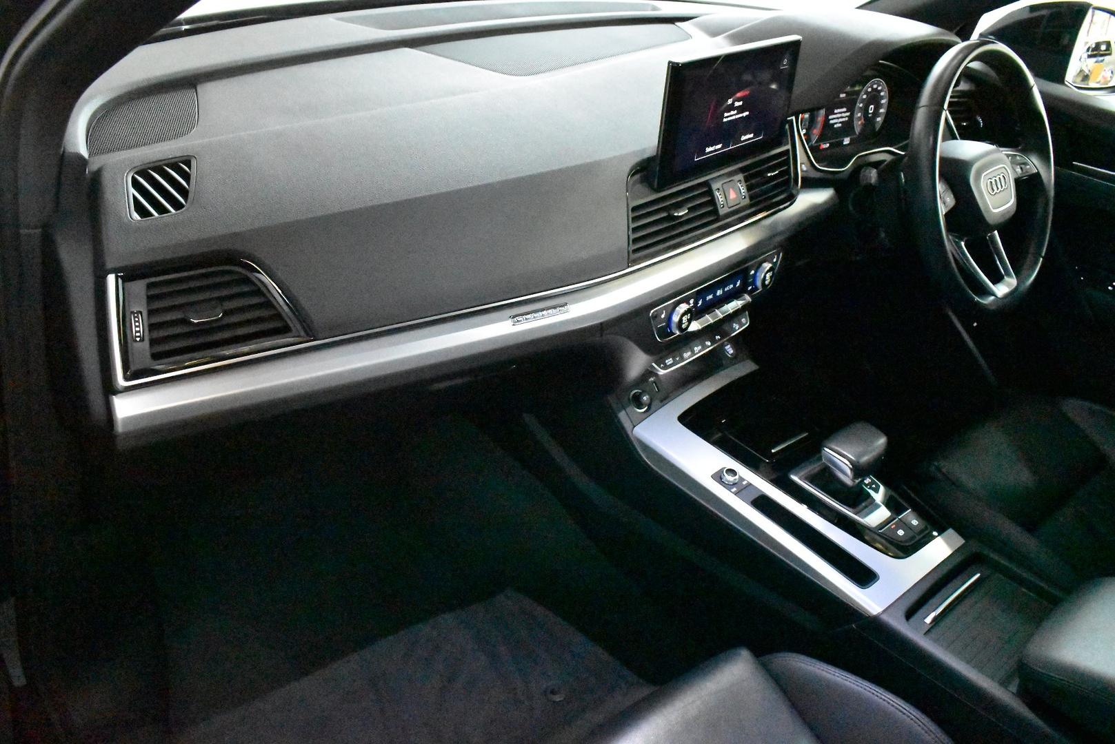 2022 Audi Q5 45 TFSI — photo 6
