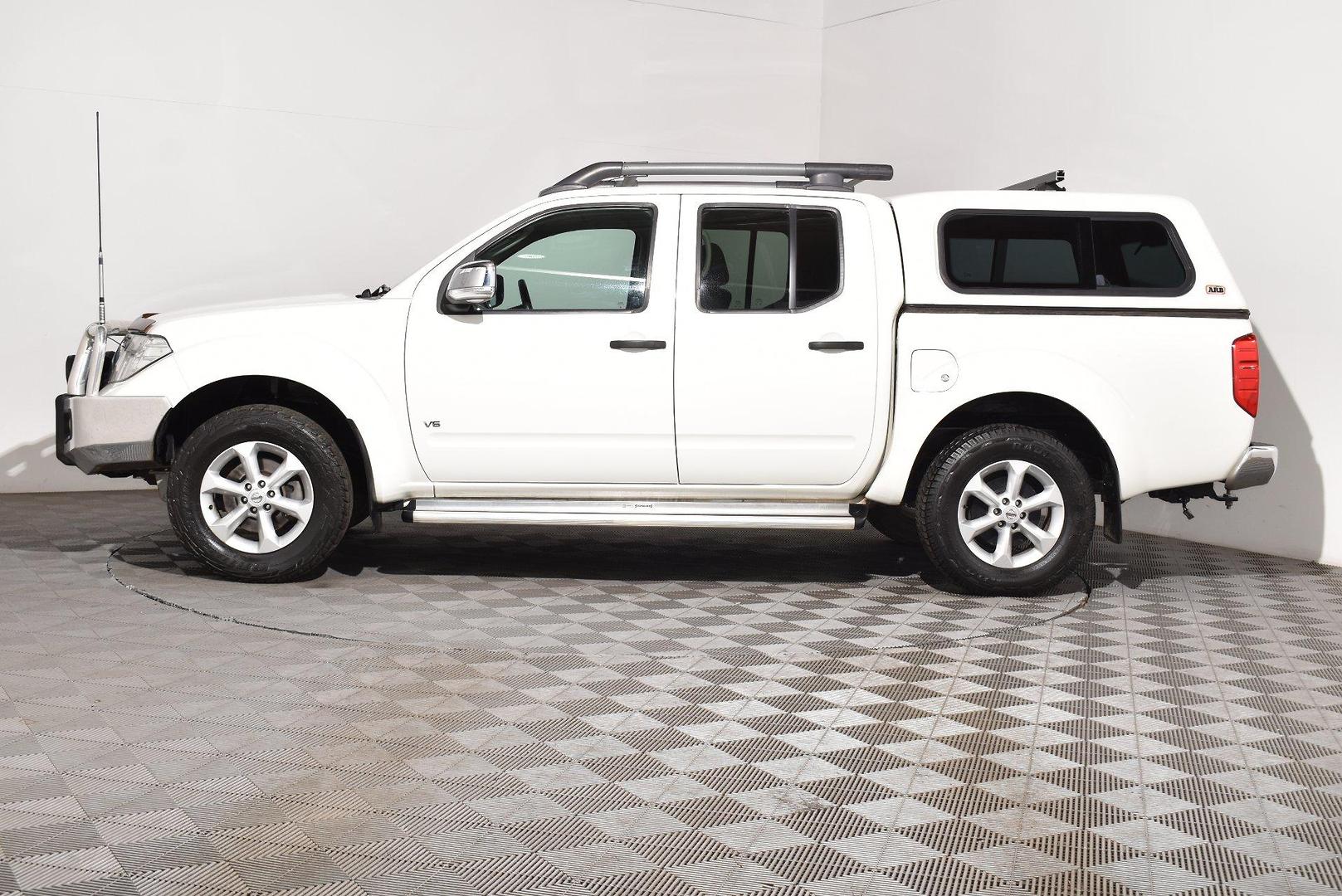 2011 Nissan Navara STX 550 — photo 11