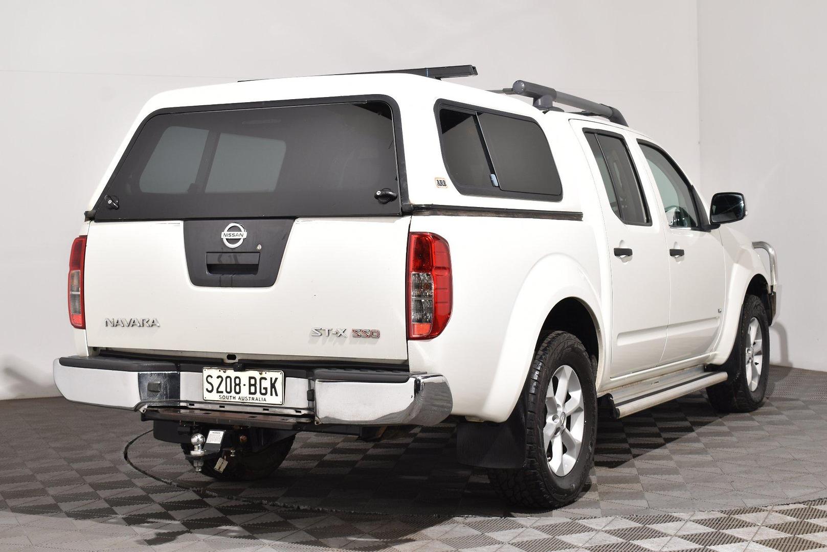 2011 Nissan Navara STX 550 — photo 14