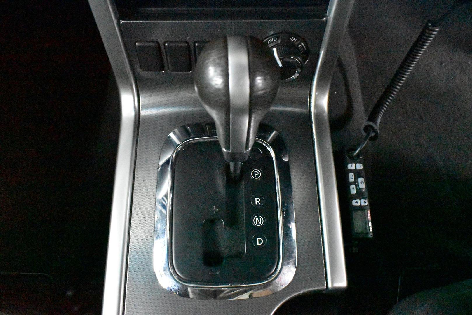 2011 Nissan Navara STX 550 — photo 20