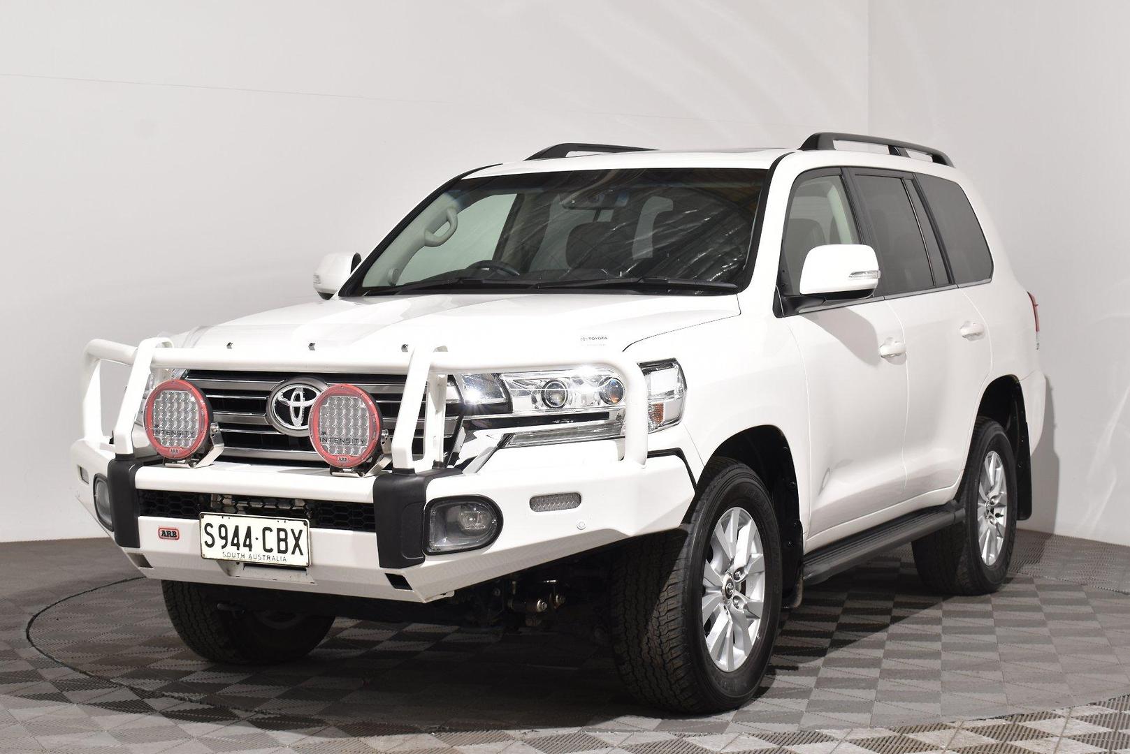 2019 Toyota Landcruiser VX — photo 13