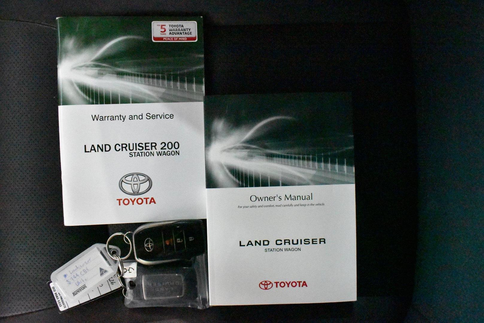 2019 Toyota Landcruiser VX — photo 26