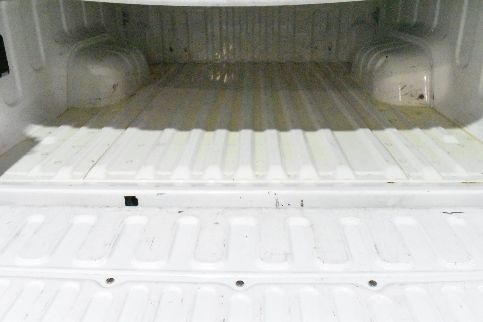 2021 Toyota Hilux SR5 — photo 16